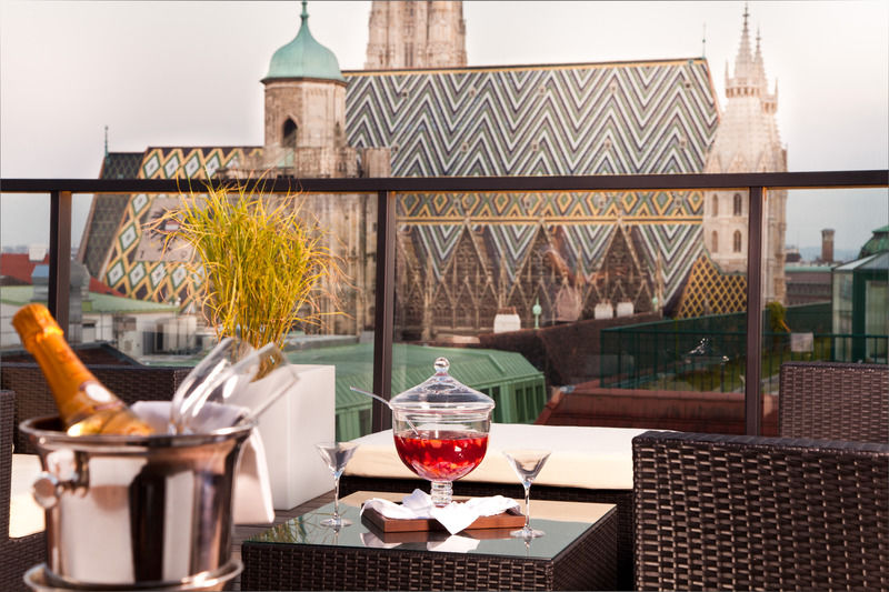 Hotel Lamee Wien Ngoại thất bức ảnh The rooftop bar