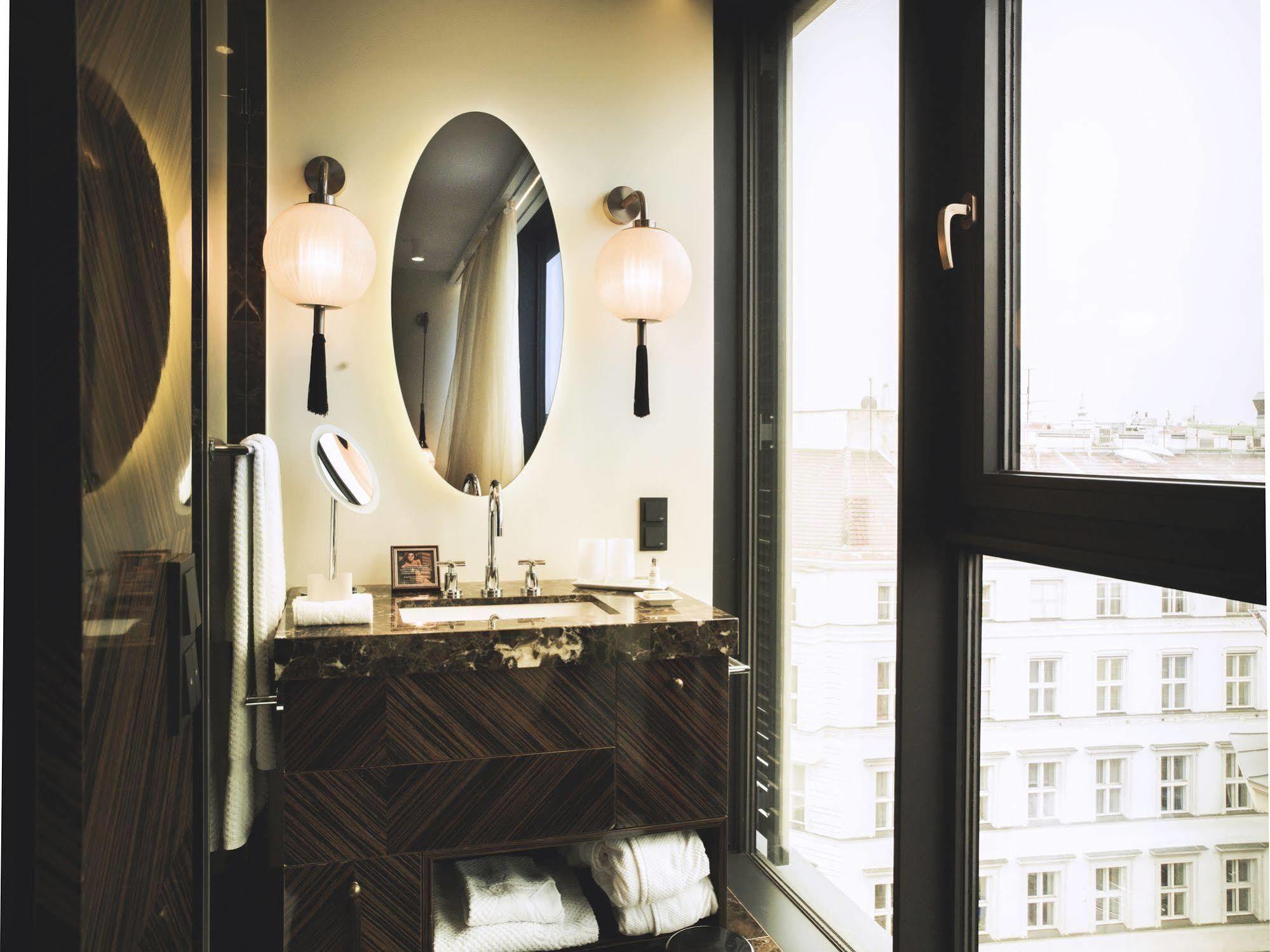 Hotel Lamee Wien Ngoại thất bức ảnh Bathroom